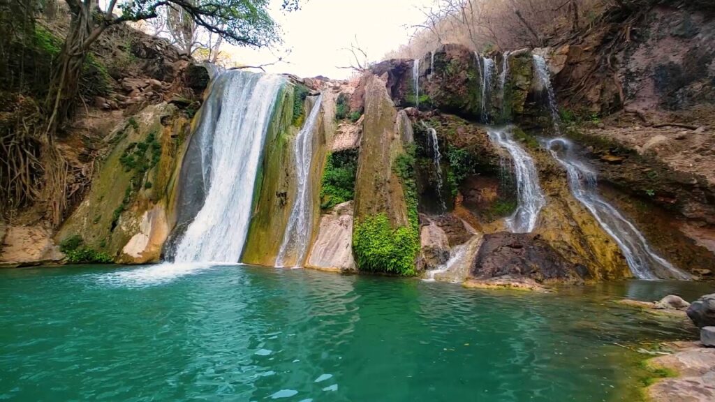 Cascadas de Comala, un tesoro eco-turístico Jalisciense